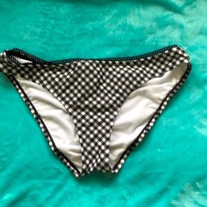Checkered bikini bottoms